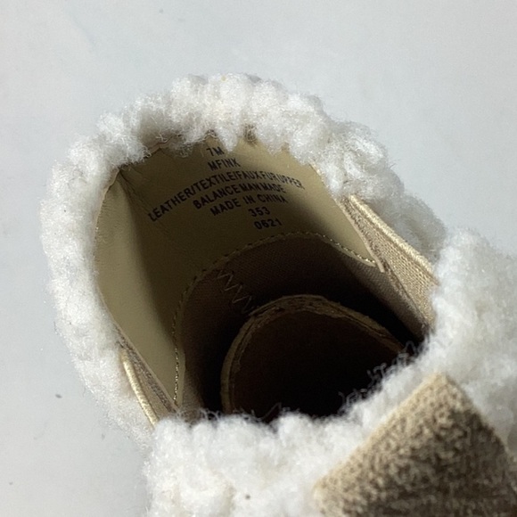 Boot - Picture 8 of 11